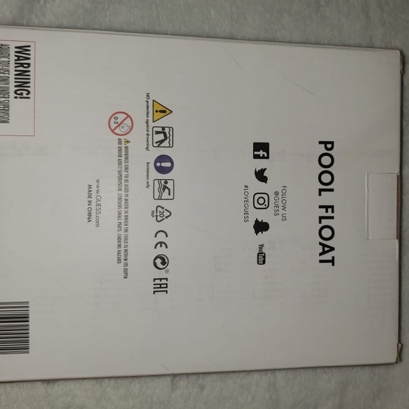 New Guess Pool 🍩 Float - Picture 2 of 2